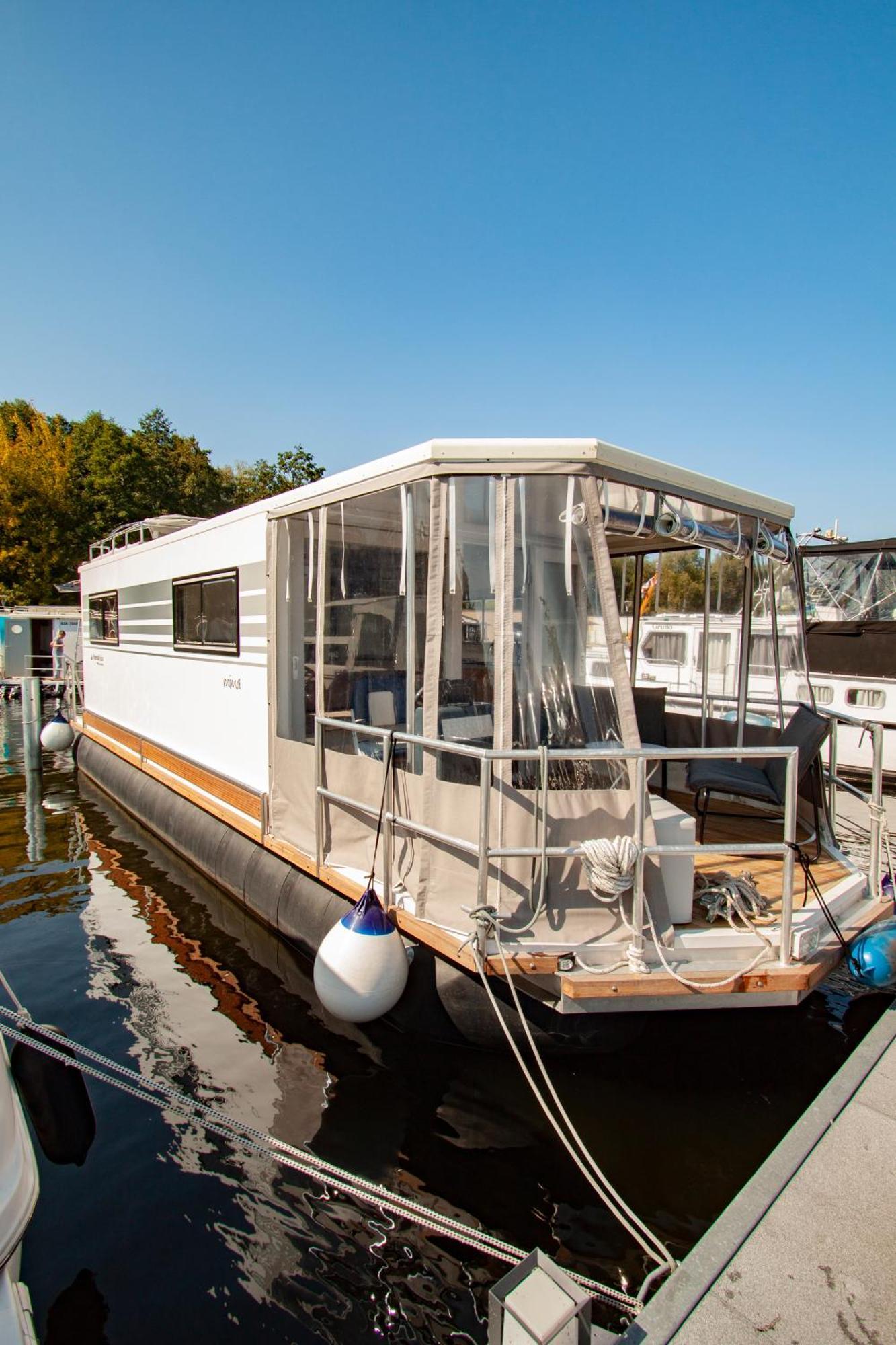 Hausboot Hotel Hennigsdorf Exterior photo